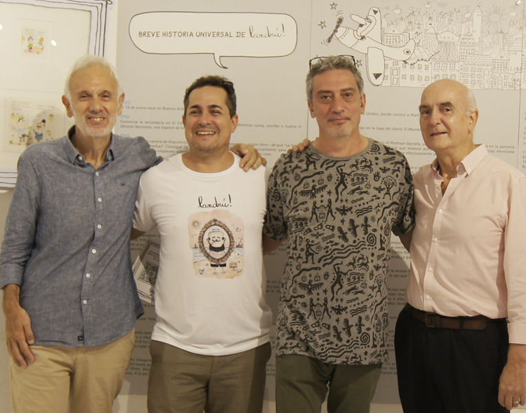 Julio Neveleff, Gonzalo Colombres, José María Gutierrez y Raúl Colombres en la muestra de Landrú en Mar del Plata.